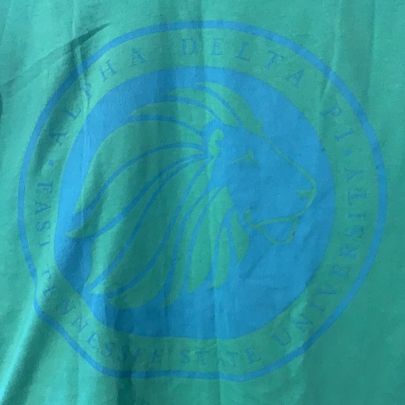 Alpha Delta Pi v-neck top - Picture 2 of 4